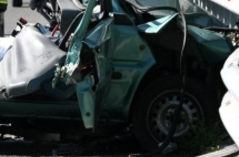 Due morti e 6 feriti in un incidente nel Foggiano