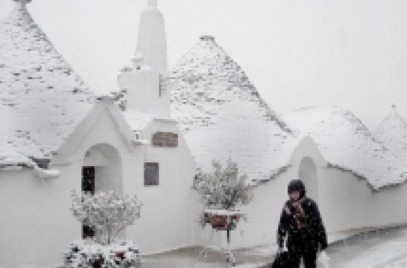 Vento,  neve e ghiaccio in Puglia«spruzzata» anche a Lecce