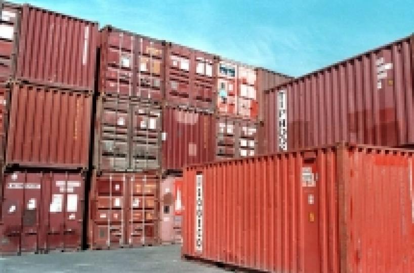 Sequestrati a&nbsp;Taranto 24 container per la Cina zeppi di patenti italiane