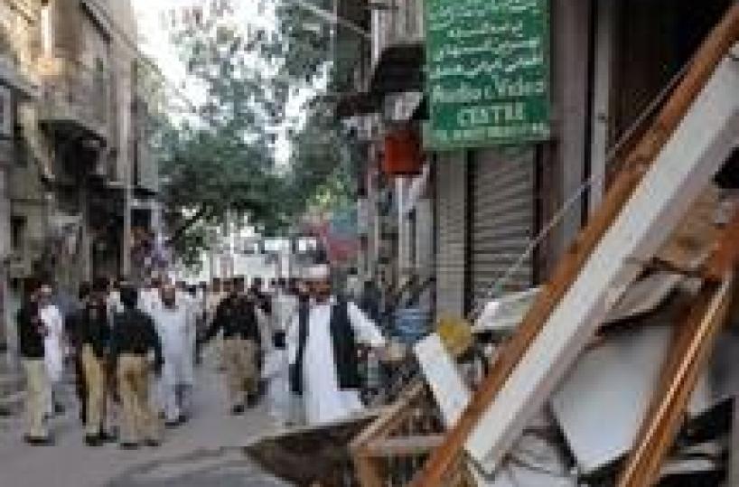 Peshawar, attaccato consolato Usa