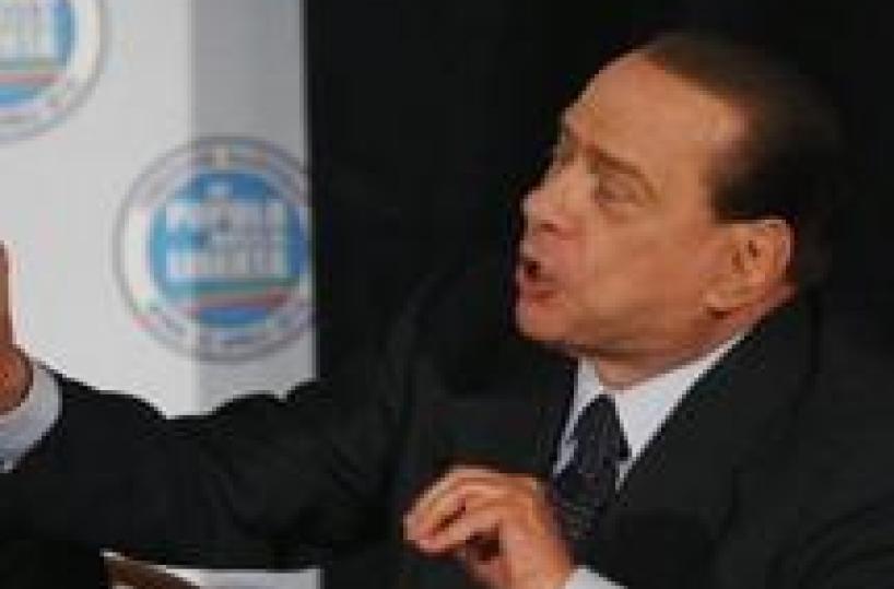 Gasparri: premier mai detto congiura