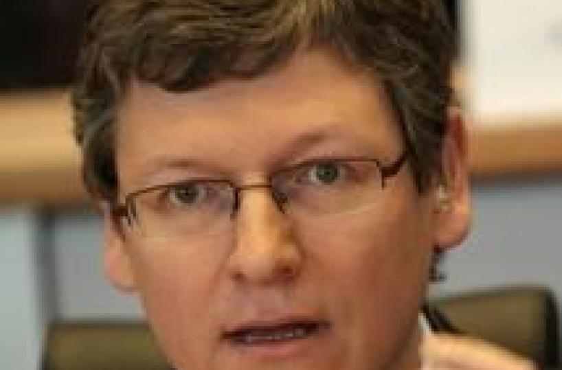 Pensioni: Bruxelles, alzare eta' donne