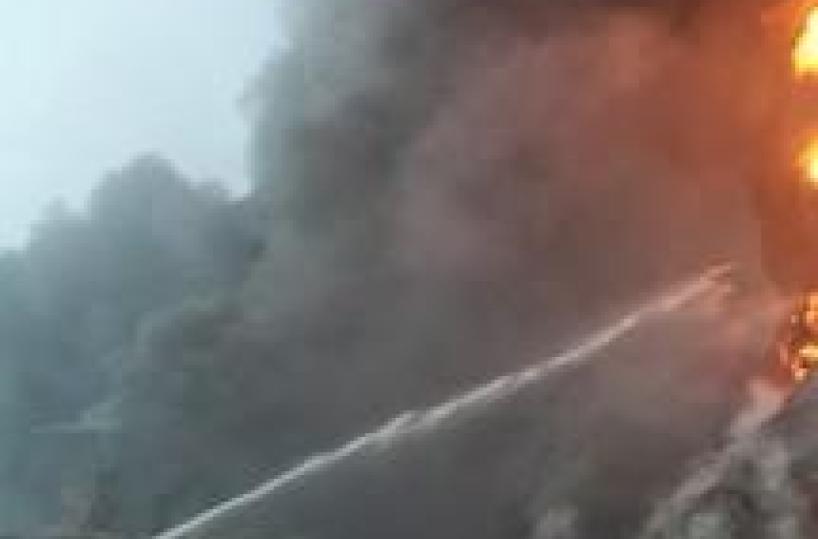 Canosa, incendio distruggecapannone di ortofrutta