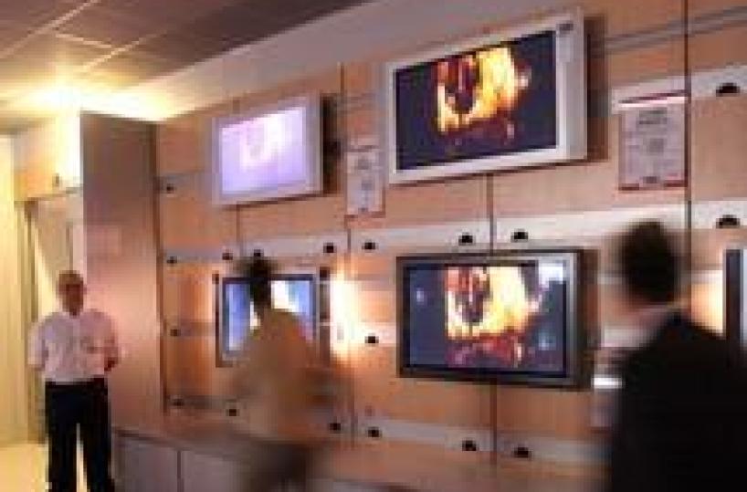 Mtv: spazio a telefilm e approfondimenti