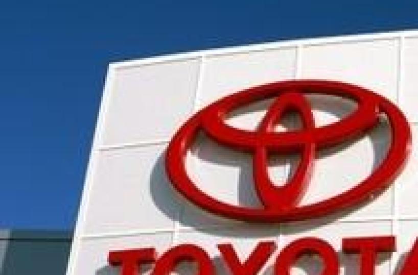 Iran: Toyota blocca esportazioni veicoli