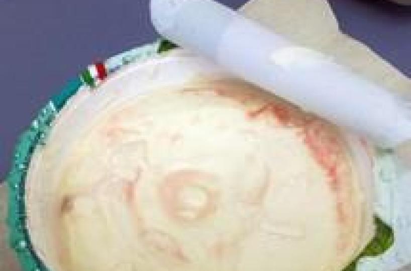 Mozzarella rossa nel lodigiano