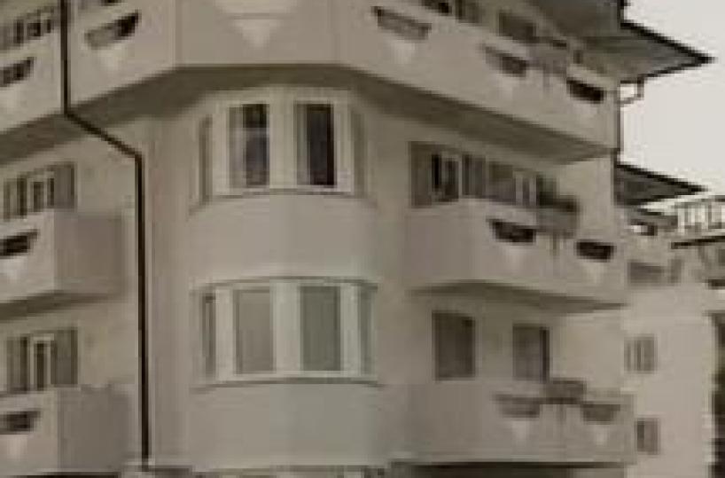 Tenta uccidere moglie e figlia,arrestato