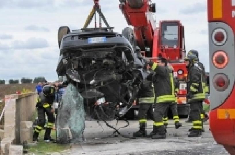 Grave incidente stradale due morti e tre feriti tutti giovani di Copertino