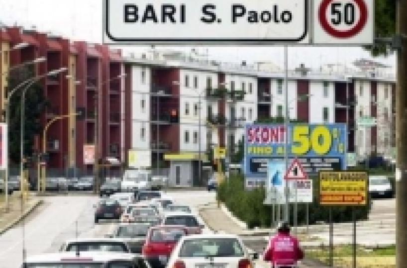 Bari, ferirono  un minorenne al San Paolo durante una faida tra clan: due arrestati del clan Strisciuglio