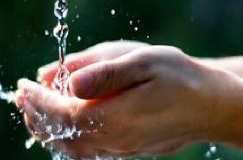 &laquo;La Regione concede una sanatoria ai "ladri d'acqua" pugliesi&raquo;