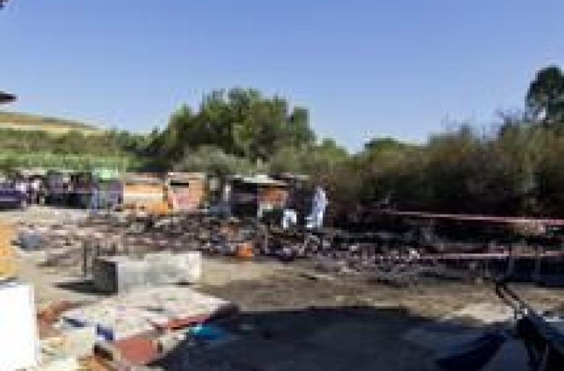 Rogo in campo rom a Roma, 4 bimbi morti