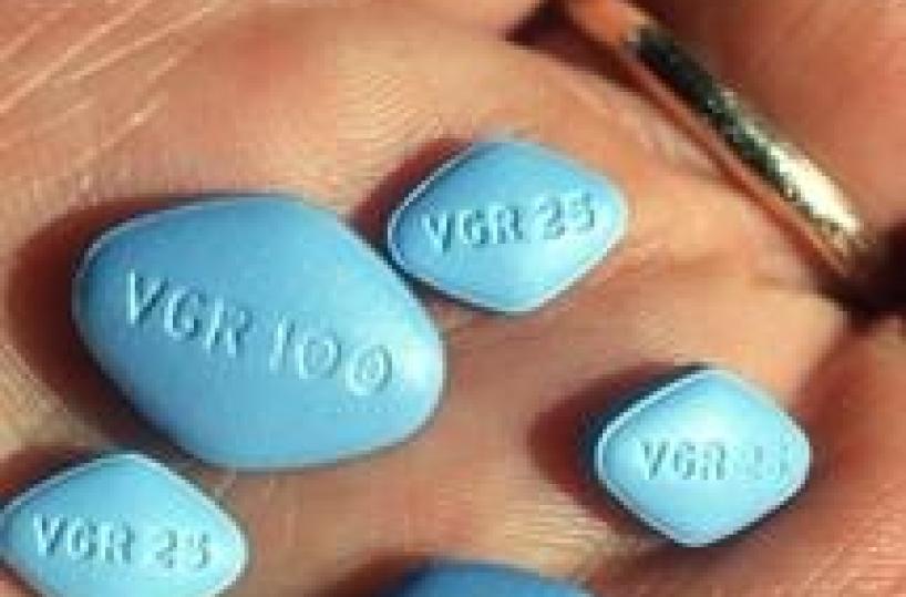 Brindisi, maxifurto in un'azienda di viagra, ormone della crescita e cialis