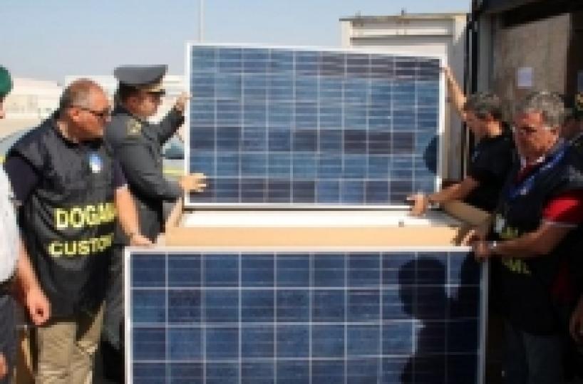 Bloccati a Taranto pannelli fotovoltaici «made in China» per un valore di 27mln