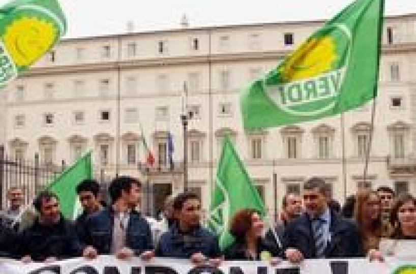 Manovra:Fassina,governo prepara condono