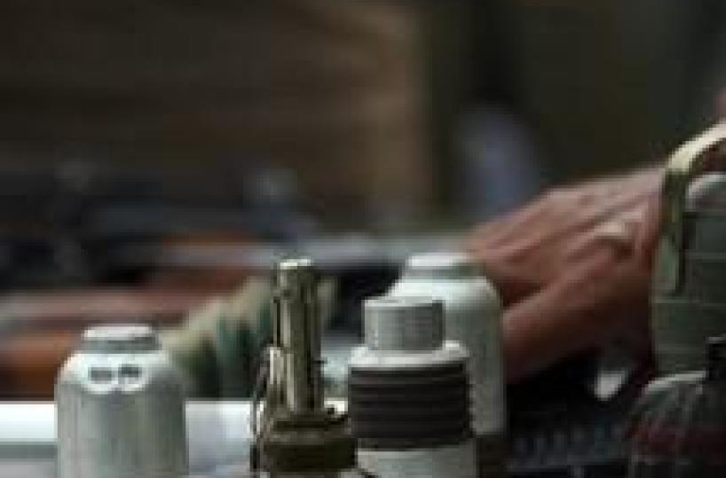 Mercato armi segna contrazione del 38%