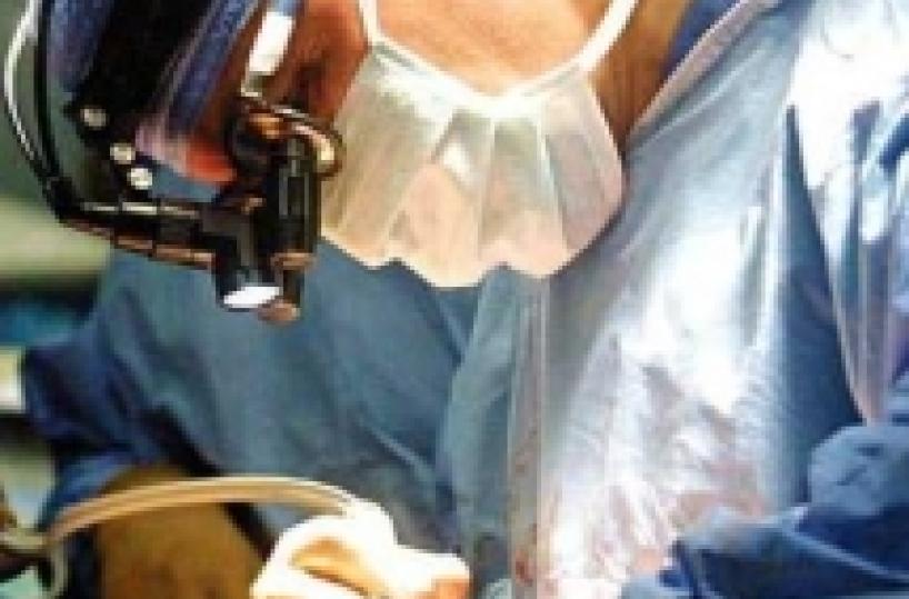 Acquaviva: «L'hanno  operata al femore sano»