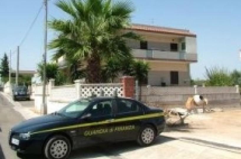 Monopoli, 49enne uccide con un'ascia la moglie: arrestato