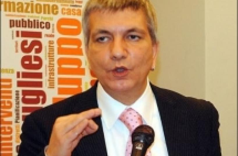 Vendola: se cade Silvio forse si vota il 15 aprile