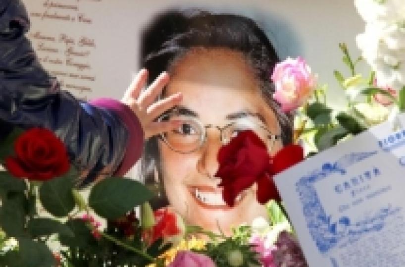 Dalla madre di Elisa accuse alla Chiesa