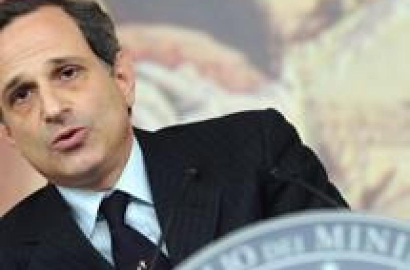 Giro,oltre a stipendi perche' non testa?