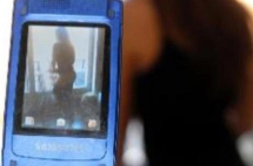 Mesagne, il barista e la dipendente: sul web per vendetta il video hard