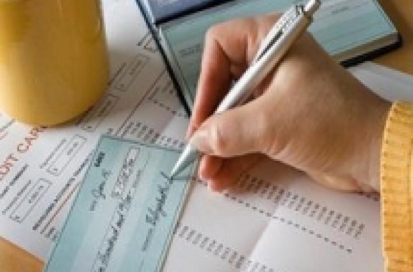 Bari, accusato di aver truffato Agenzia Entrate e Inps ora assolto perchè il fatto non sussiste 