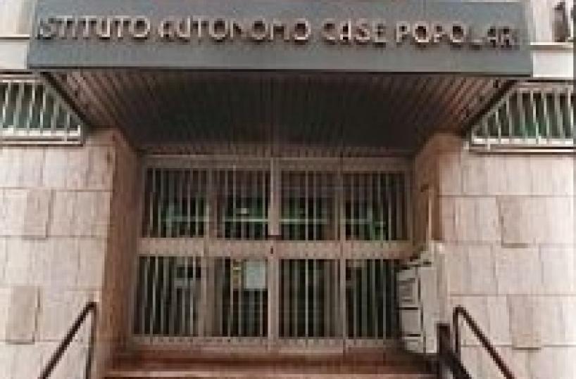 Case popolari, nuovo bando in 4 anni a Bari 300 alloggi