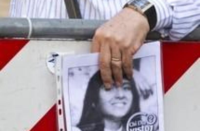 Other human remains found near De Peris tomb