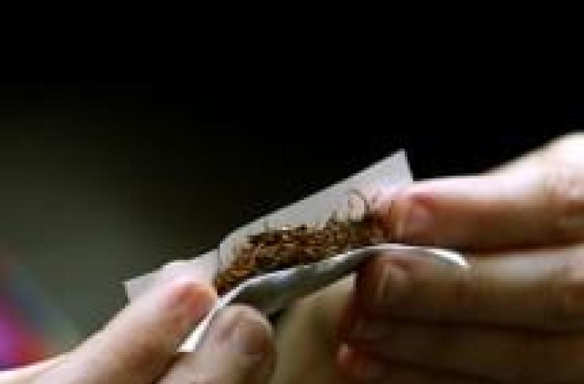 Altro blitz nei locali della movida sequestrati hascisc e marijuana