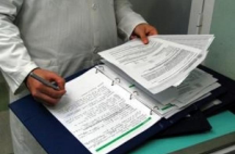 Tagli alla Sanità Vendola non convince il Pdl e l'Udc Attolini: scelta fatta nell'interesse collettivo