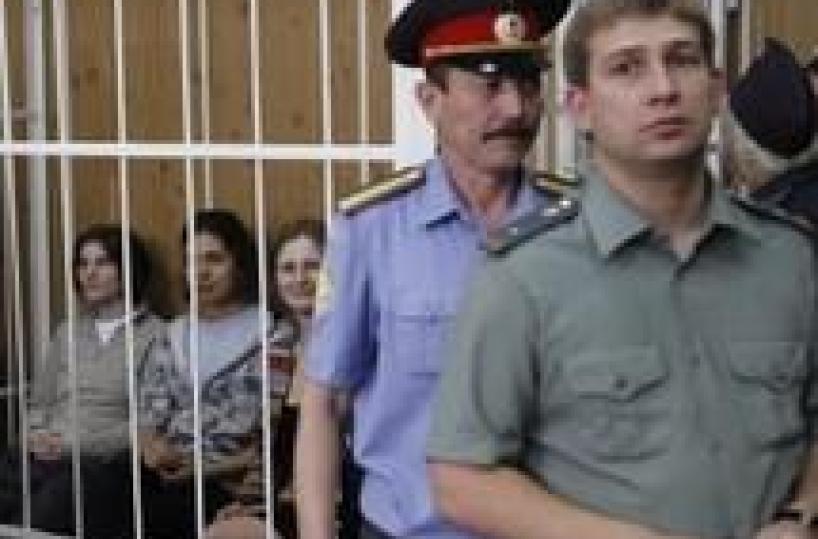 Russia: Pussy Riot in cella altri 6 mesi