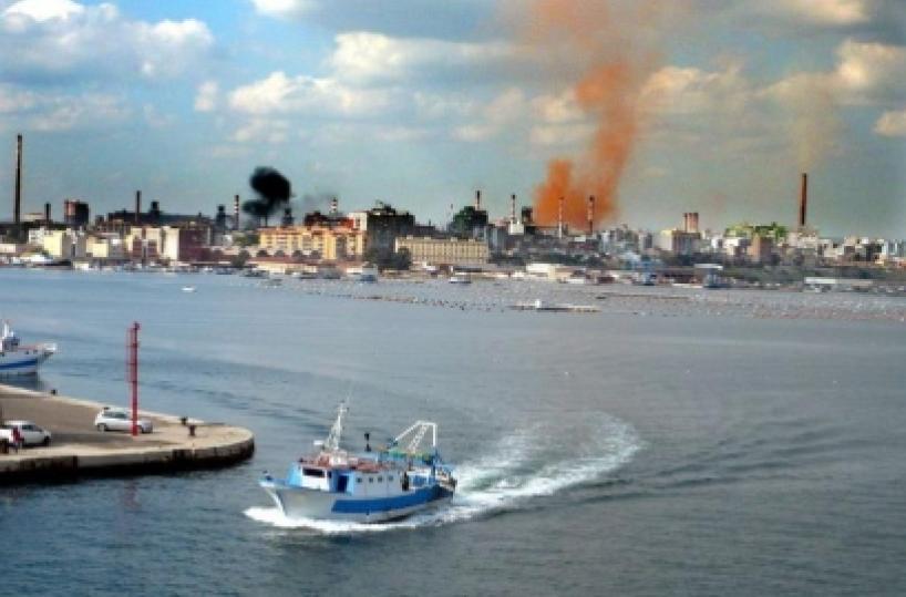 Monti manda ministri all'Ilva Severino chiede di avere atti Il gip: incompatibilità fra i ruoli  di custode e di amministratore Documento: provvedimento Gip Studio conferma: aumento tumori del 15%