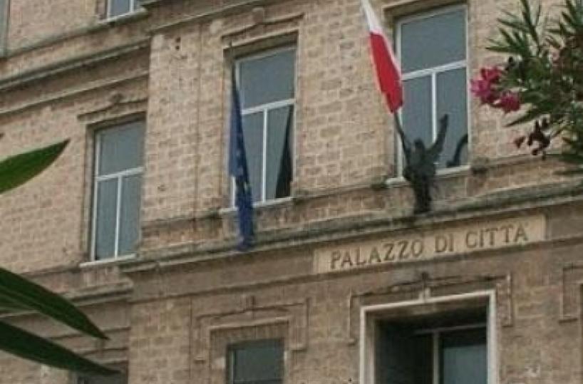 Consigliera del M5S attacca per articoli su discarica Assostampa: diffama i cronisti