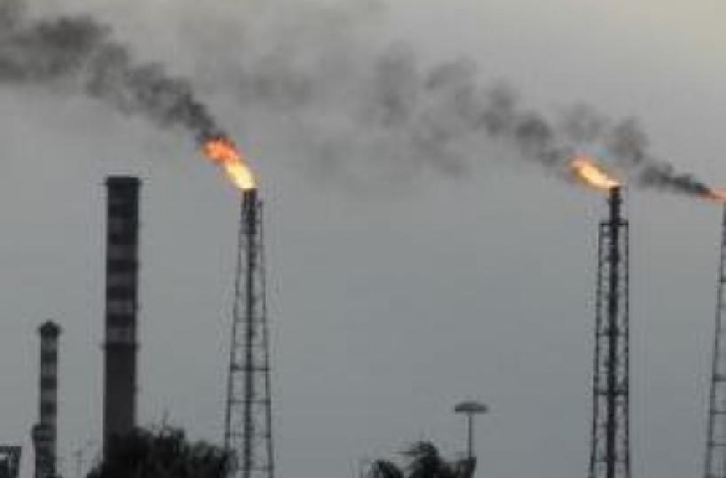 Taranto: incendio in raffineria Eni due feriti, uno grave Il 2 incidente in un mese