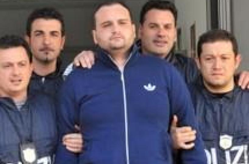 Police arrest fugitive Camorra mafia boss near Naples