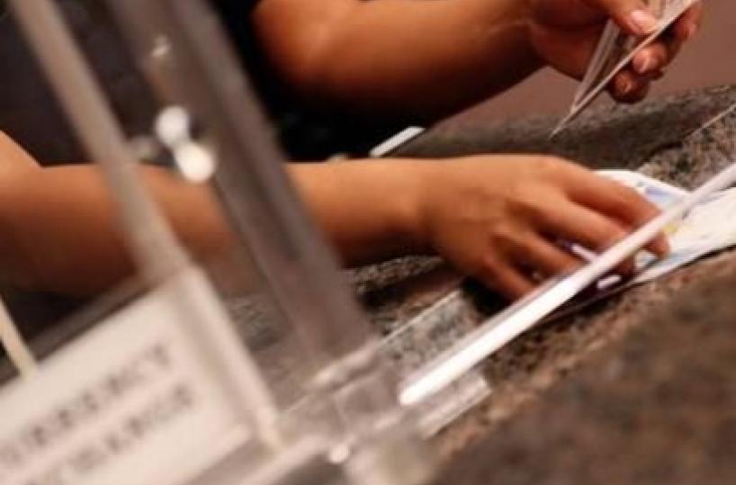 Fallisce una rapina in banca rintracciato e arrestato