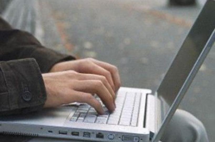 La "collusione" dei algoritmi decide i prezzi on-line