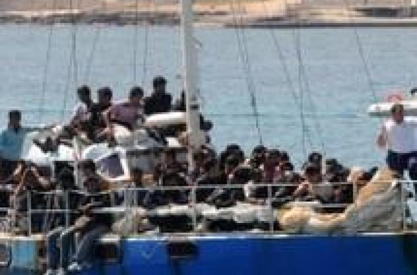 Migranti, intercettata barca a vela in acque Salento
