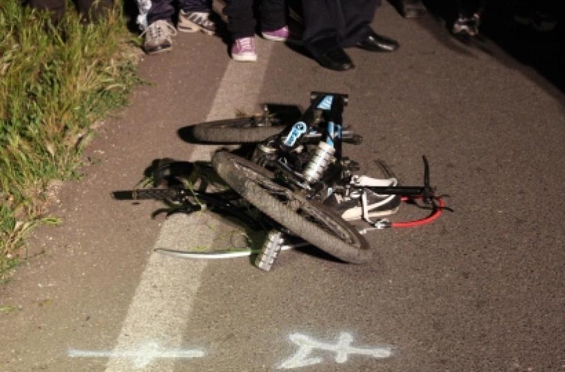 Vernole, investito da auto mentre era in bici: muore 36enne della Costa d’Avorio