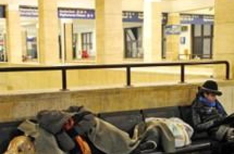 Pistoia 'inventa' strada per senza casa