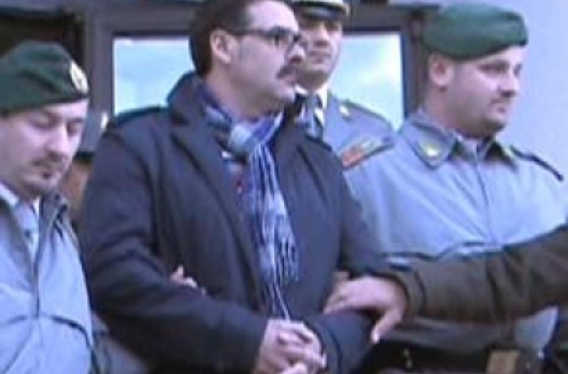 Estorsioni nei cantieri di Bari, la Cassazione conferma le condanne ai boss Parisi e Palermiti