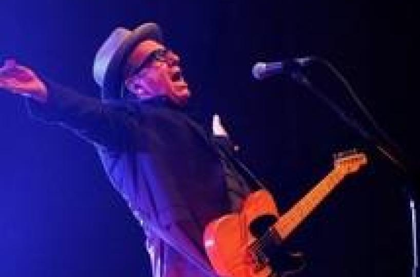 Costello & The Roots, arriva nuovo album