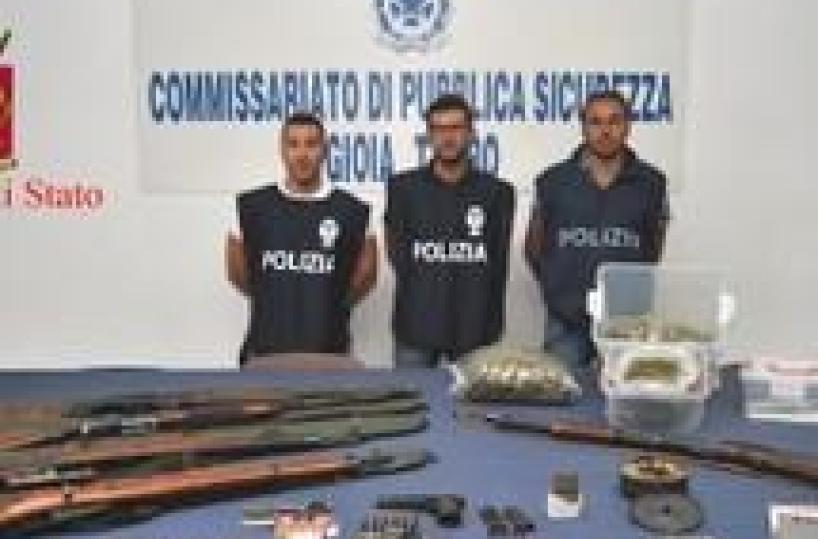 Armi: sequestrato arsenale nel reggino