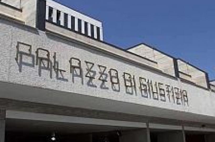 Zia obbliga il nipote a fare sesso con lei Denunciata dalla sorella