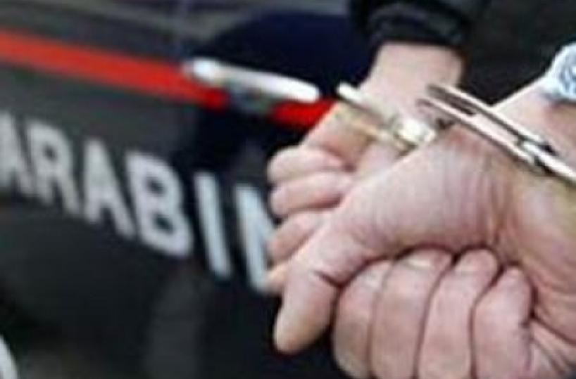 Lavello, degenera il litigio: 51enne accoltella 40enne, ridotto in fin di vita