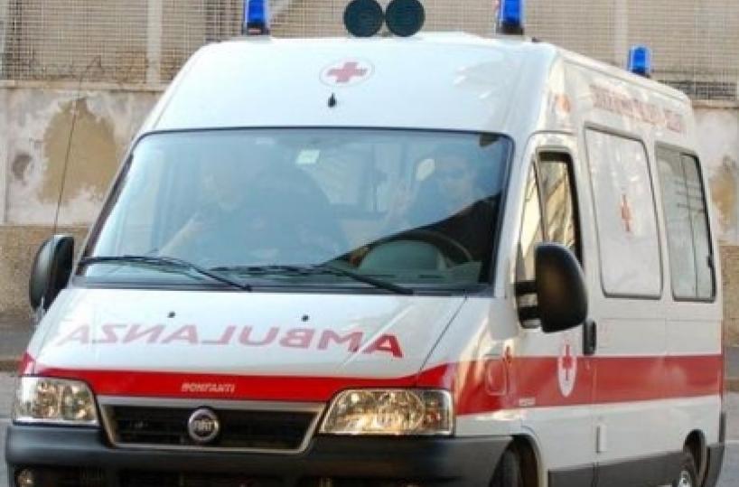 Monopoli, le ambulanze vanno a... spinta