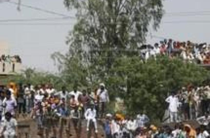 India: bomba su folla a Assam, feriti