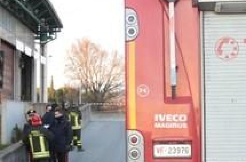 Tenta suicidio dandosi fuoco, gravissimo