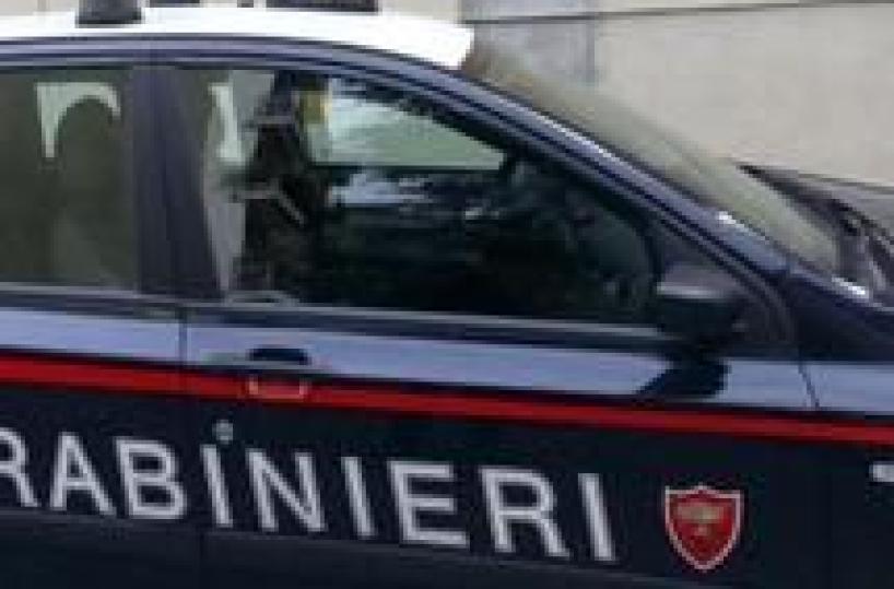 Gli nega denaro e picchia la madre arrestato un 40enne di Massafra