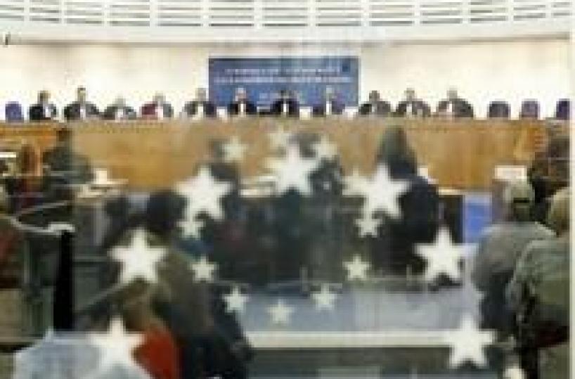 Italian parents must be allowed to give mother's surname